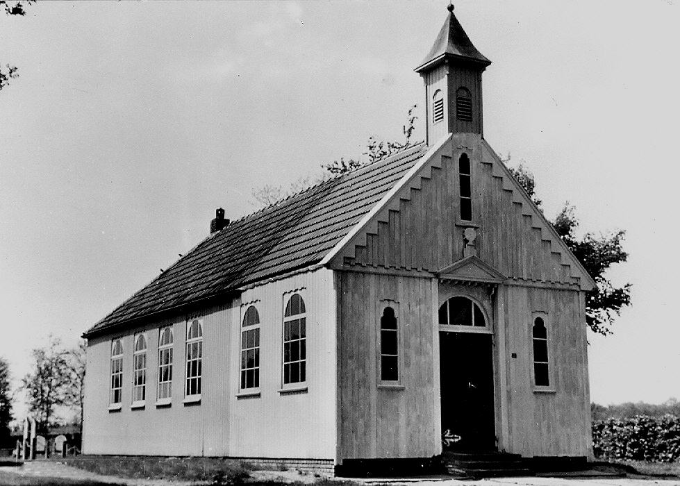 Obadja. Kapel met de uitbreiding aan de voorzijde.